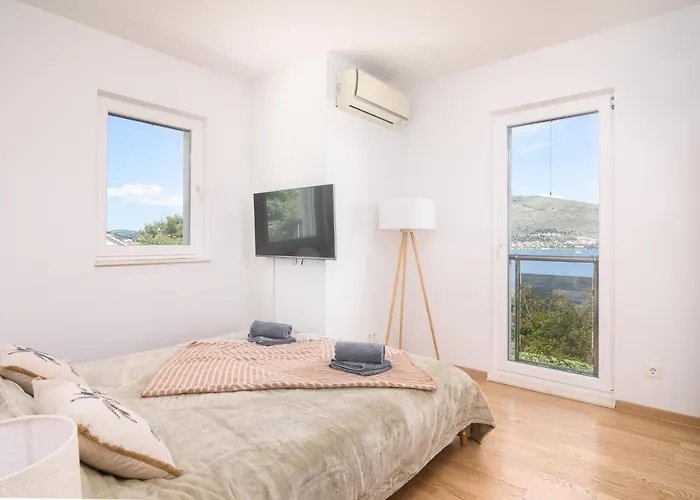L&L Luxury Apartment 1