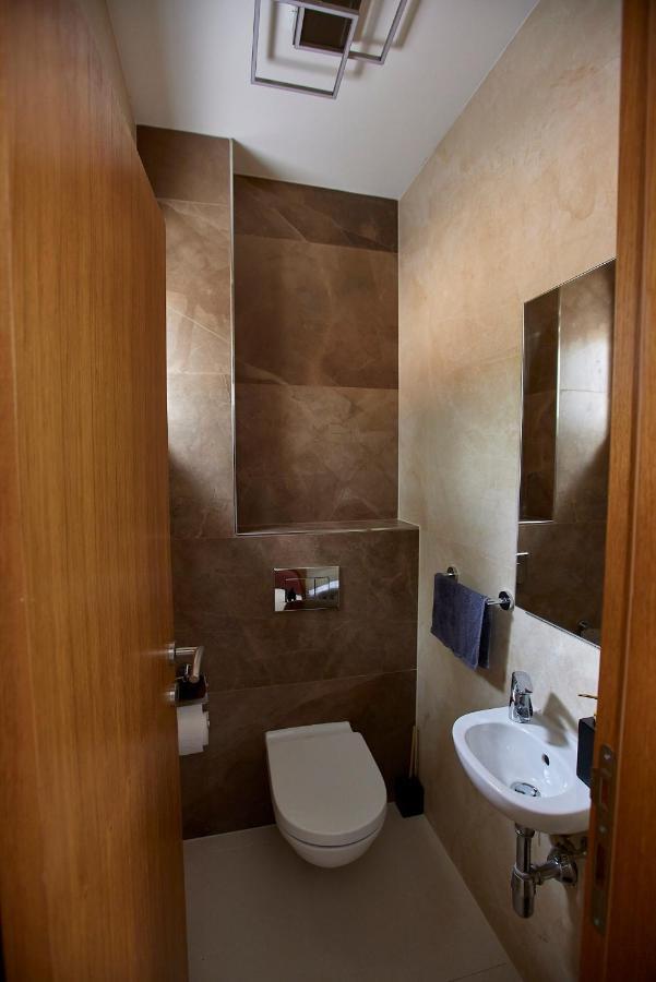 L&l Luxury 1 Apartament *